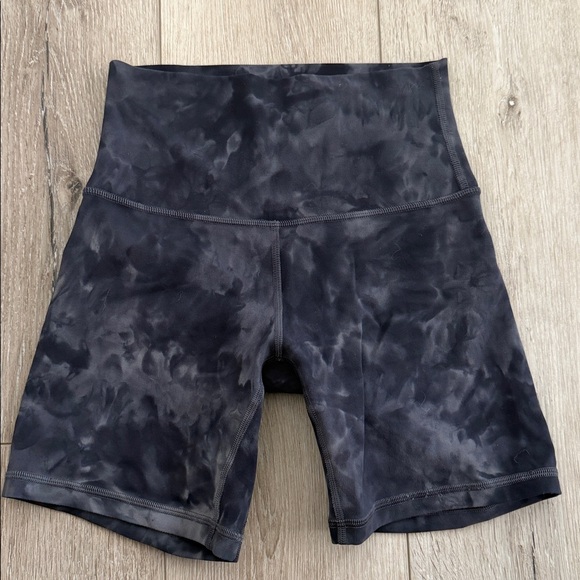 lululemon athletica Pants - Lululemon Align Shorts 6”
